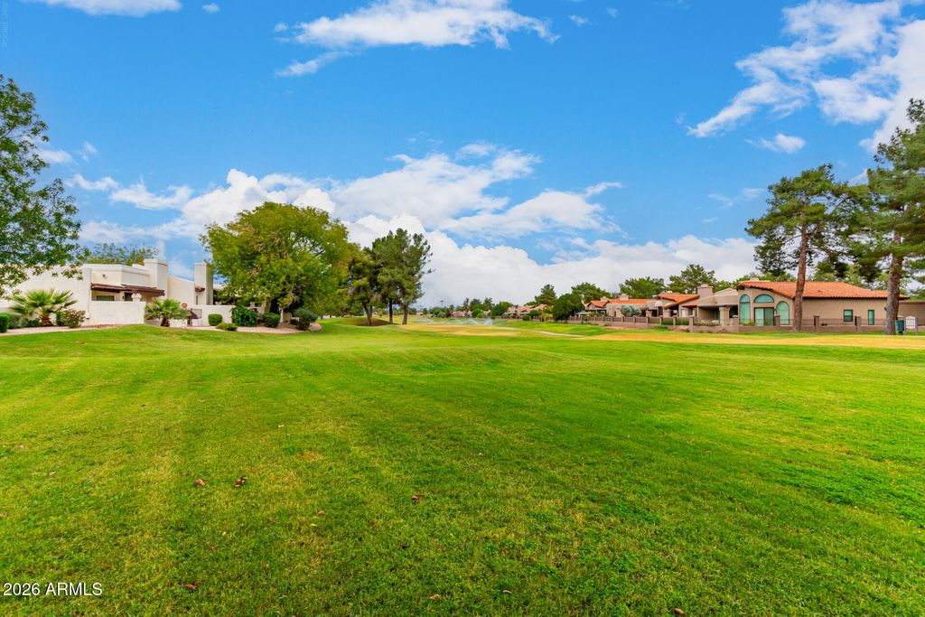 11615 N 40TH Way, Phoenix, AZ 85028 — photo 2