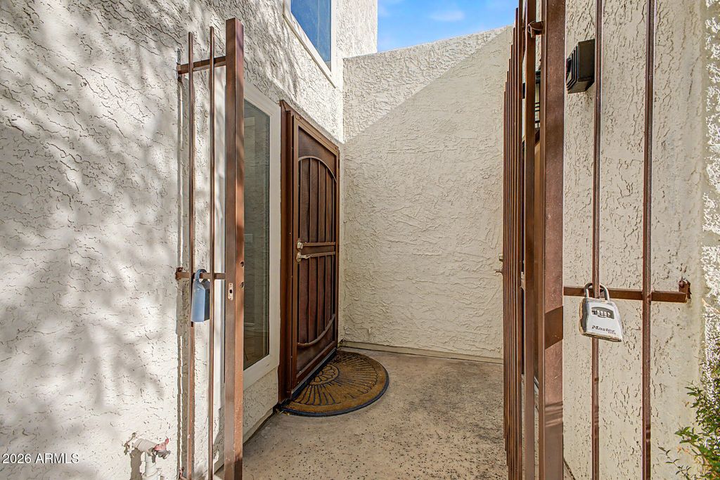 11615 N 40TH Way, Phoenix, AZ 85028 — photo 5