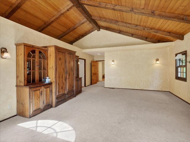 37733 Black Ranch Rd, Oakhurst, CA 93644