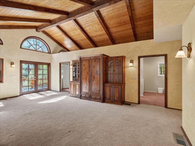 37733 Black Ranch Rd, Oakhurst, CA 93644
