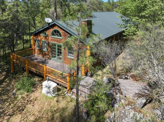 37733 Black Ranch Rd, Oakhurst, CA 93644