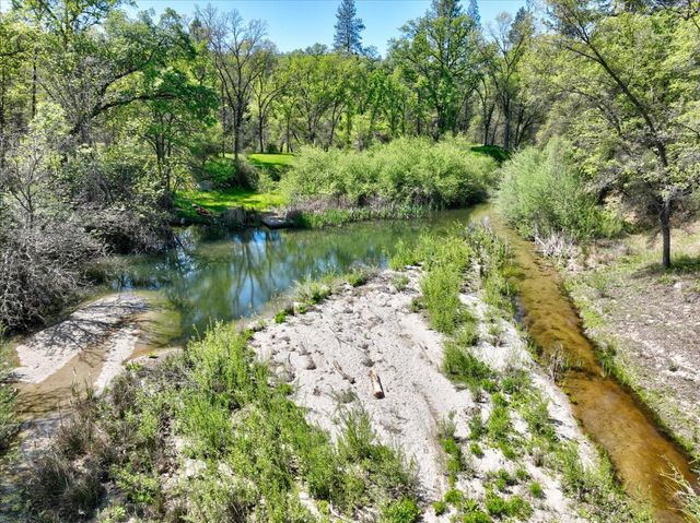 37733 Black Ranch Rd, Oakhurst, CA 93644