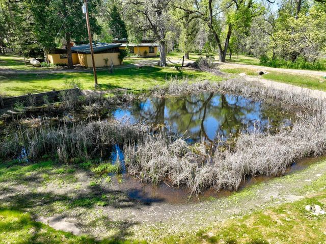 37733 Black Ranch Rd, Oakhurst, CA 93644