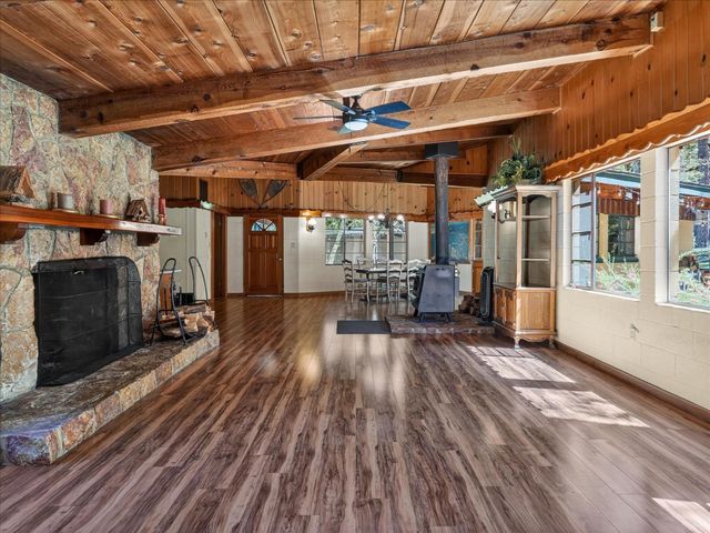 37733 Black Ranch Rd, Oakhurst, CA 93644