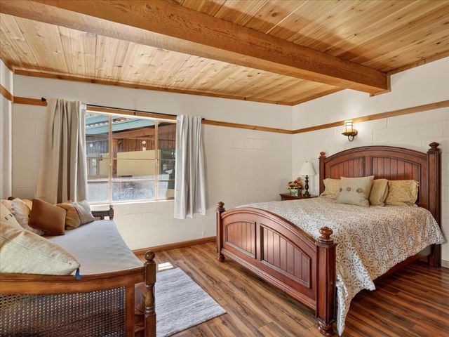 37733 Black Ranch Rd, Oakhurst, CA 93644