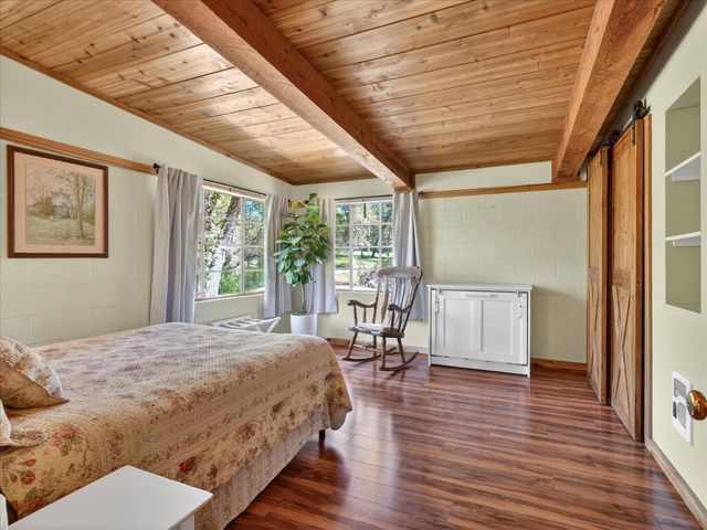 37733 Black Ranch Rd, Oakhurst, CA 93644