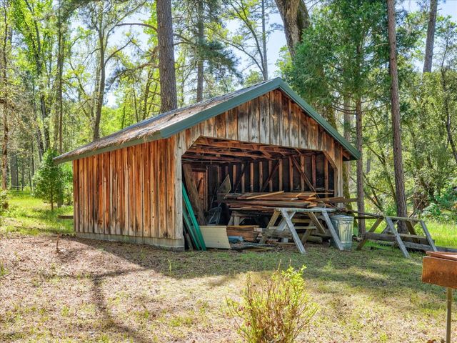 37733 Black Ranch Rd, Oakhurst, CA 93644