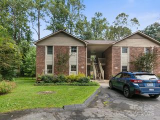 1329 4th Avenue W A, Hendersonville, NC 28739