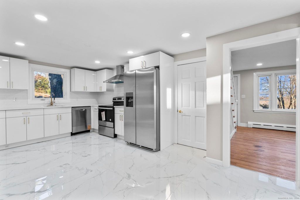 23 Prospect Avenue, Watertown, CT 06779