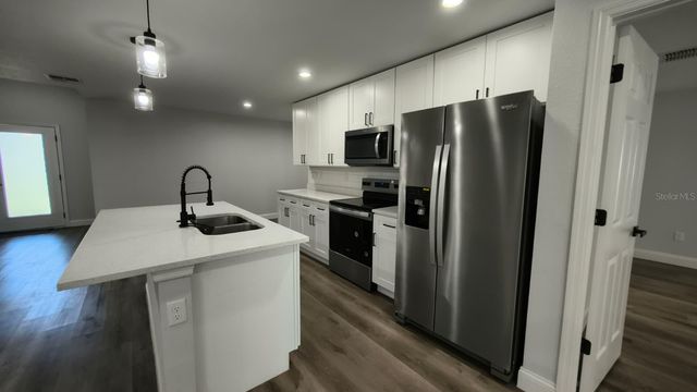 8055 N WELLINGTON TERRACE, Citrus Springs, FL 34433