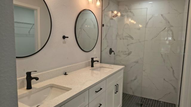 8055 N WELLINGTON TERRACE, Citrus Springs, FL 34433