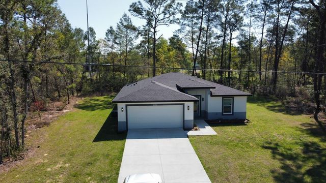 8055 N WELLINGTON TERRACE, Citrus Springs, FL 34433