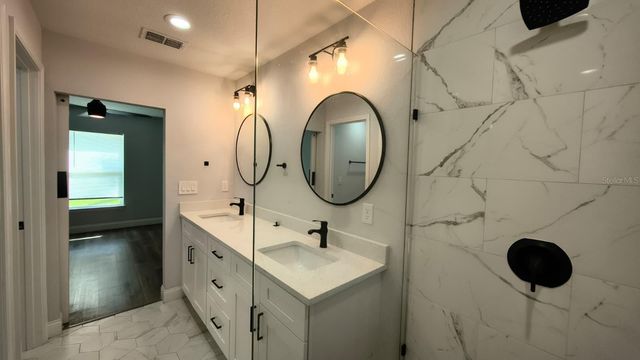 8055 N WELLINGTON TERRACE, Citrus Springs, FL 34433