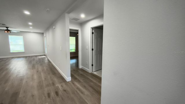 8055 N WELLINGTON TERRACE, Citrus Springs, FL 34433