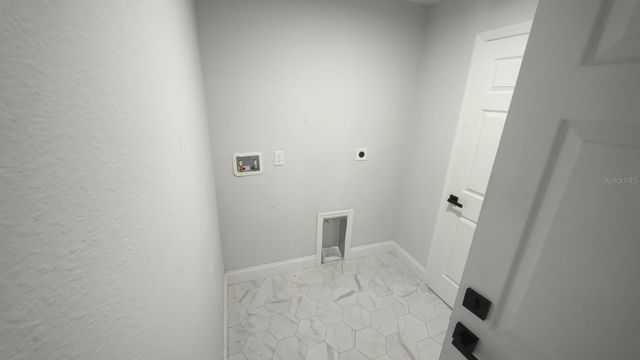 8055 N WELLINGTON TERRACE, Citrus Springs, FL 34433