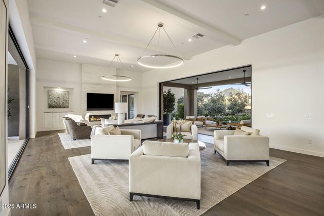 10277 E DE LA O Road, Scottsdale, AZ 85255