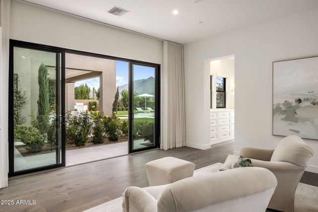 10277 E DE LA O Road, Scottsdale, AZ 85255