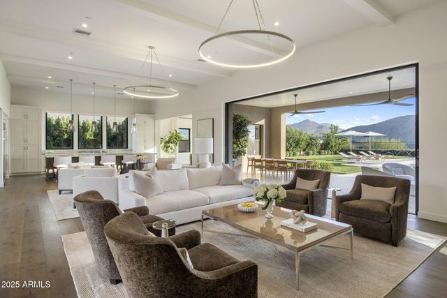 10277 E DE LA O Road, Scottsdale, AZ 85255