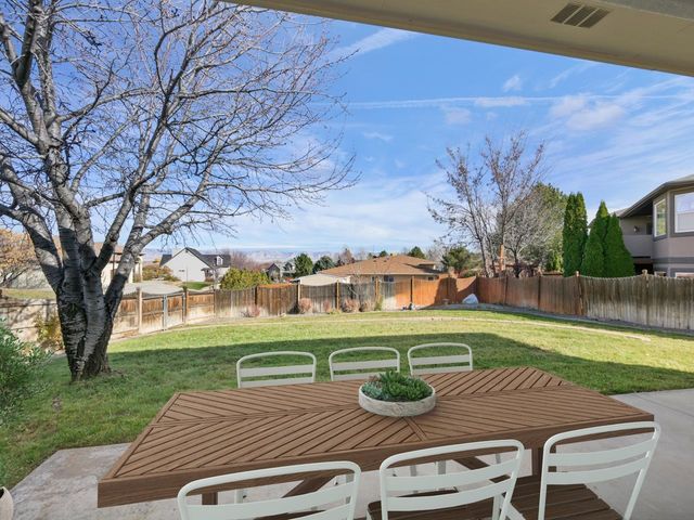 2062 Stagecoach Court, Grand Junction, CO 81507