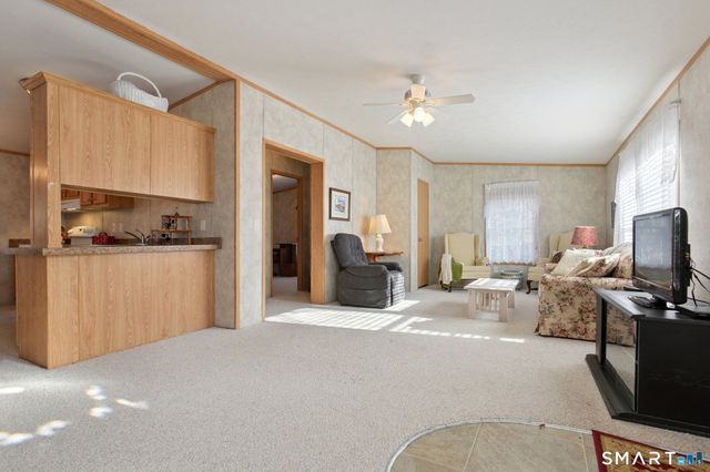 6 Evergreen Park, Clinton, CT 06413