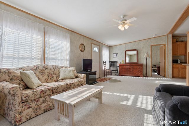 6 Evergreen Park, Clinton, CT 06413