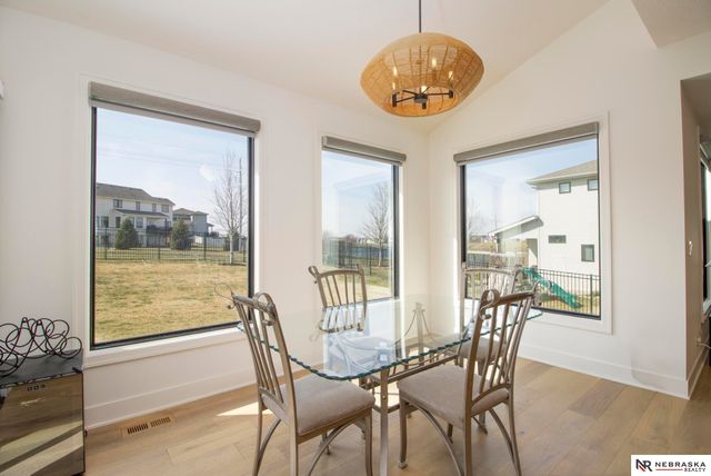 12505 Pheasant Run Circle, Papillion, NE 68046