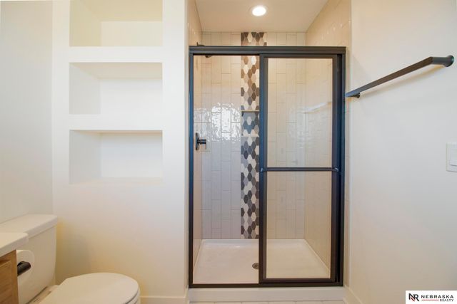 12505 Pheasant Run Circle, Papillion, NE 68046