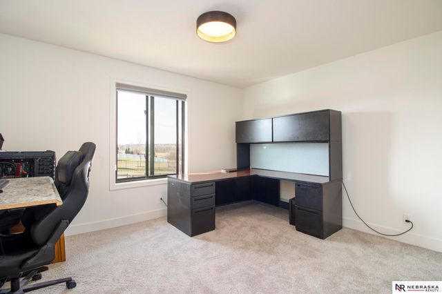 12505 Pheasant Run Circle, Papillion, NE 68046