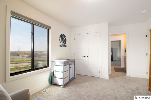 12505 Pheasant Run Circle, Papillion, NE 68046