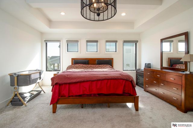 12505 Pheasant Run Circle, Papillion, NE 68046