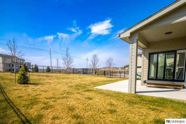 12505 Pheasant Run Circle, Papillion, NE 68046