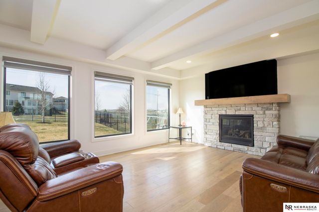 12505 Pheasant Run Circle, Papillion, NE 68046
