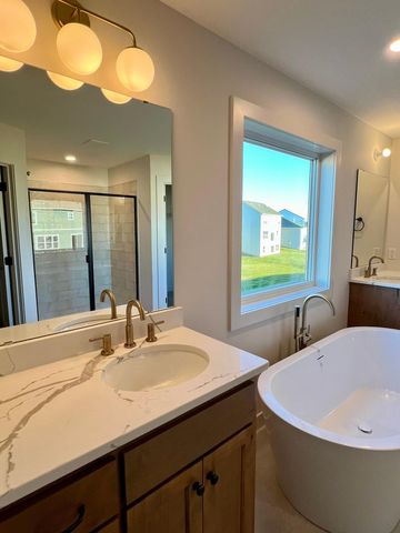 2726 Kensington Avenue NE, Saint Michael, MN 55376