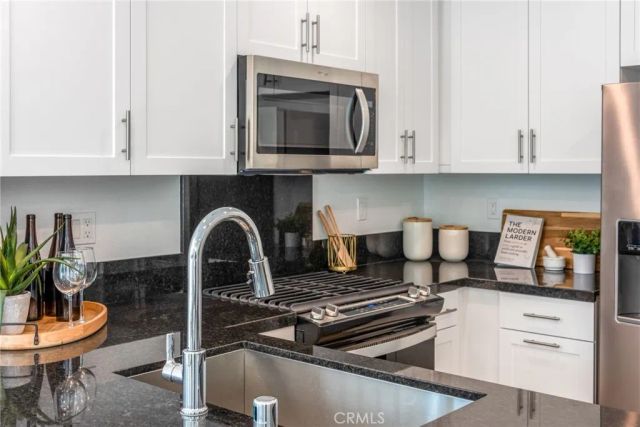 1112 Santo Antonio Drive, Colton, CA 92324