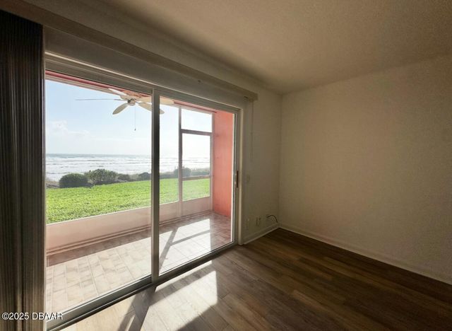 3845 S Atlantic Ave Apt 1, Daytona Beach Shores, FL 32118