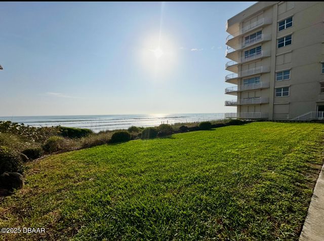 3845 S Atlantic Ave Apt 1, Daytona Beach Shores, FL 32118