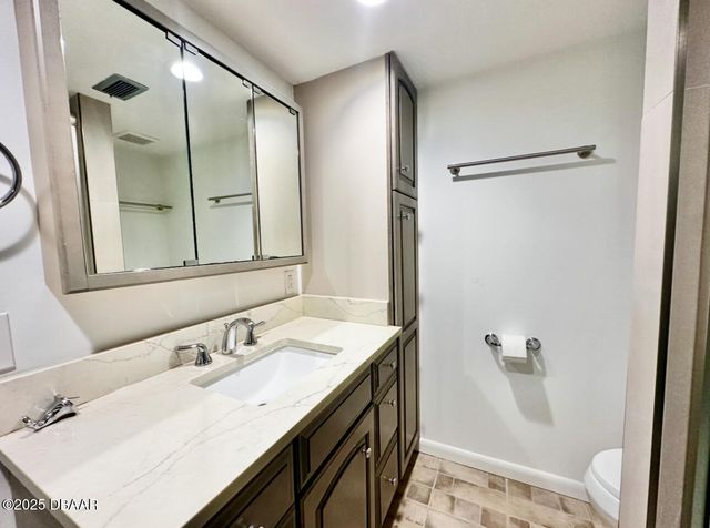 3845 S Atlantic Ave Apt 1, Daytona Beach Shores, FL 32118