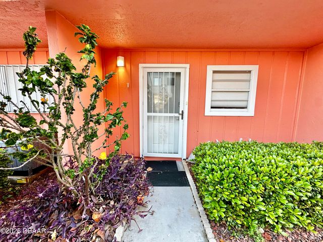 3845 S Atlantic Ave Apt 1, Daytona Beach Shores, FL 32118