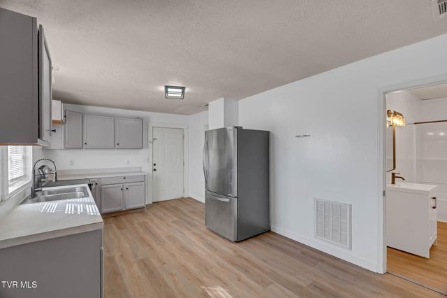 211 Mount Zion Church Road, Jonesborough, TN 37659