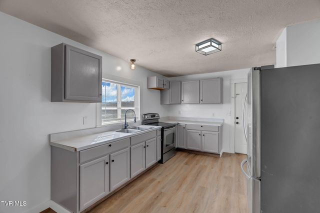 211 Mount Zion Church Road, Jonesborough, TN 37659