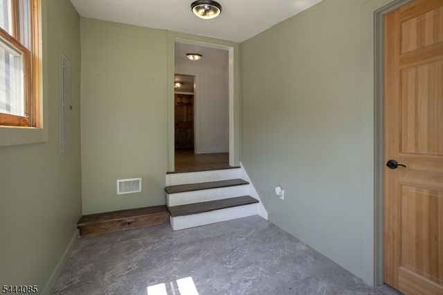 79 Lake Wallkill Rd, Vernon Twp., NJ 07461