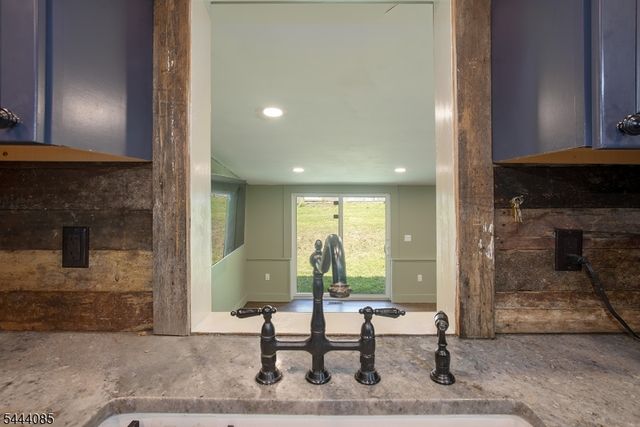 79 Lake Wallkill Rd, Vernon Twp., NJ 07461