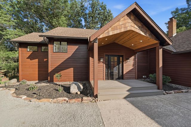 10761 Penfield Avenue Court N, Stillwater, MN 55082