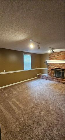 1819 S STAGECOACH Drive, Olathe, KS 66062