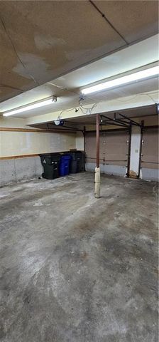 1819 S STAGECOACH Drive, Olathe, KS 66062