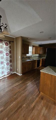 1819 S STAGECOACH Drive, Olathe, KS 66062
