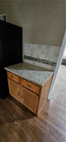 1819 S STAGECOACH Drive, Olathe, KS 66062