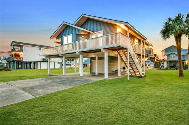 4123 Pelican Lane, Galveston, TX 77554