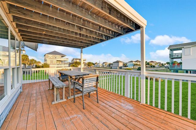 4123 Pelican Lane, Galveston, TX 77554