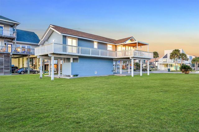 4123 Pelican Lane, Galveston, TX 77554